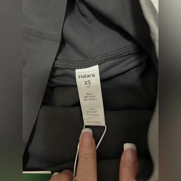 HALARA NWT UltraSculpt Leggings butt lifting - Picture 9 of 14